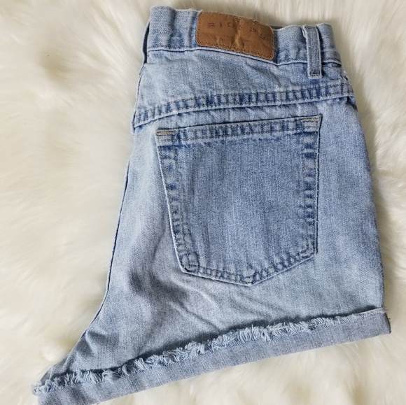 Vintage Riders high rise cutoff denim shor… - Picture 3 of 8